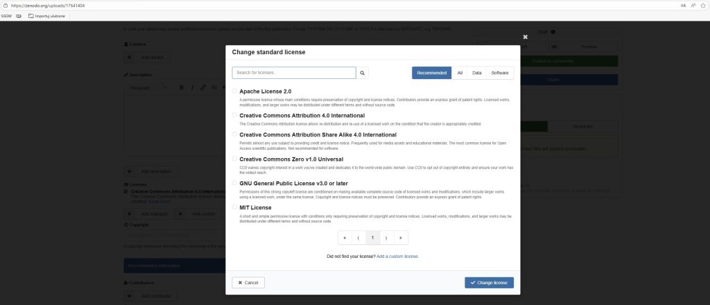 Zrzut ekranu strony internetowej Zenodo z formularzem służącym do zmiany licencji domyślnie ustawionej