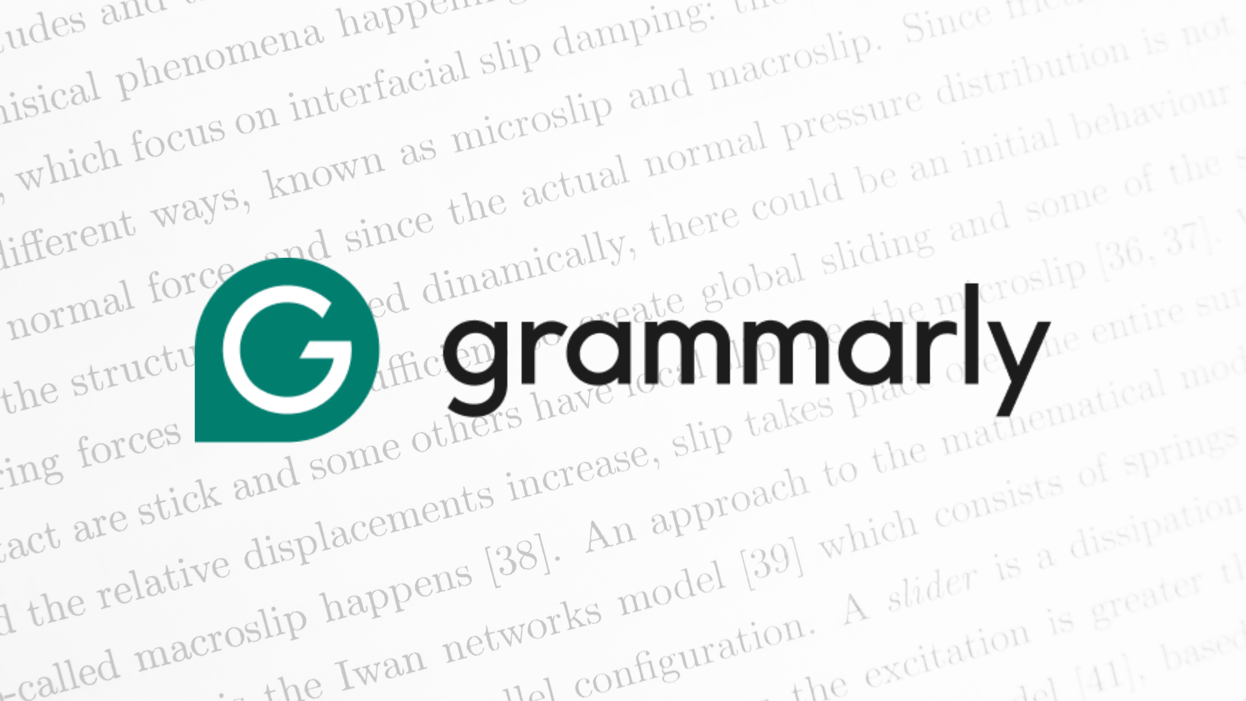 Logo i napis "grammarly" na tle drukowanego tekstu.